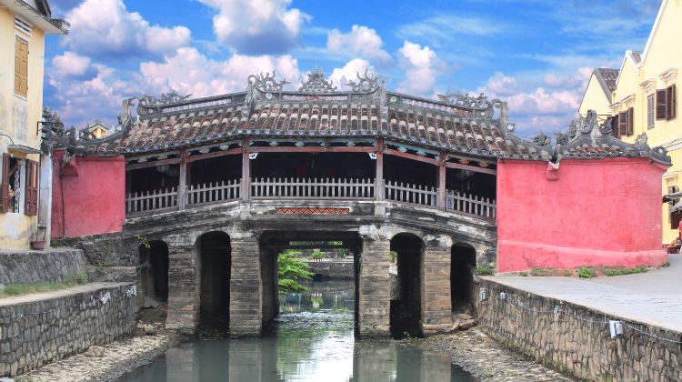 Ponte Japonesa_ Hoi An_Vietnã_canva